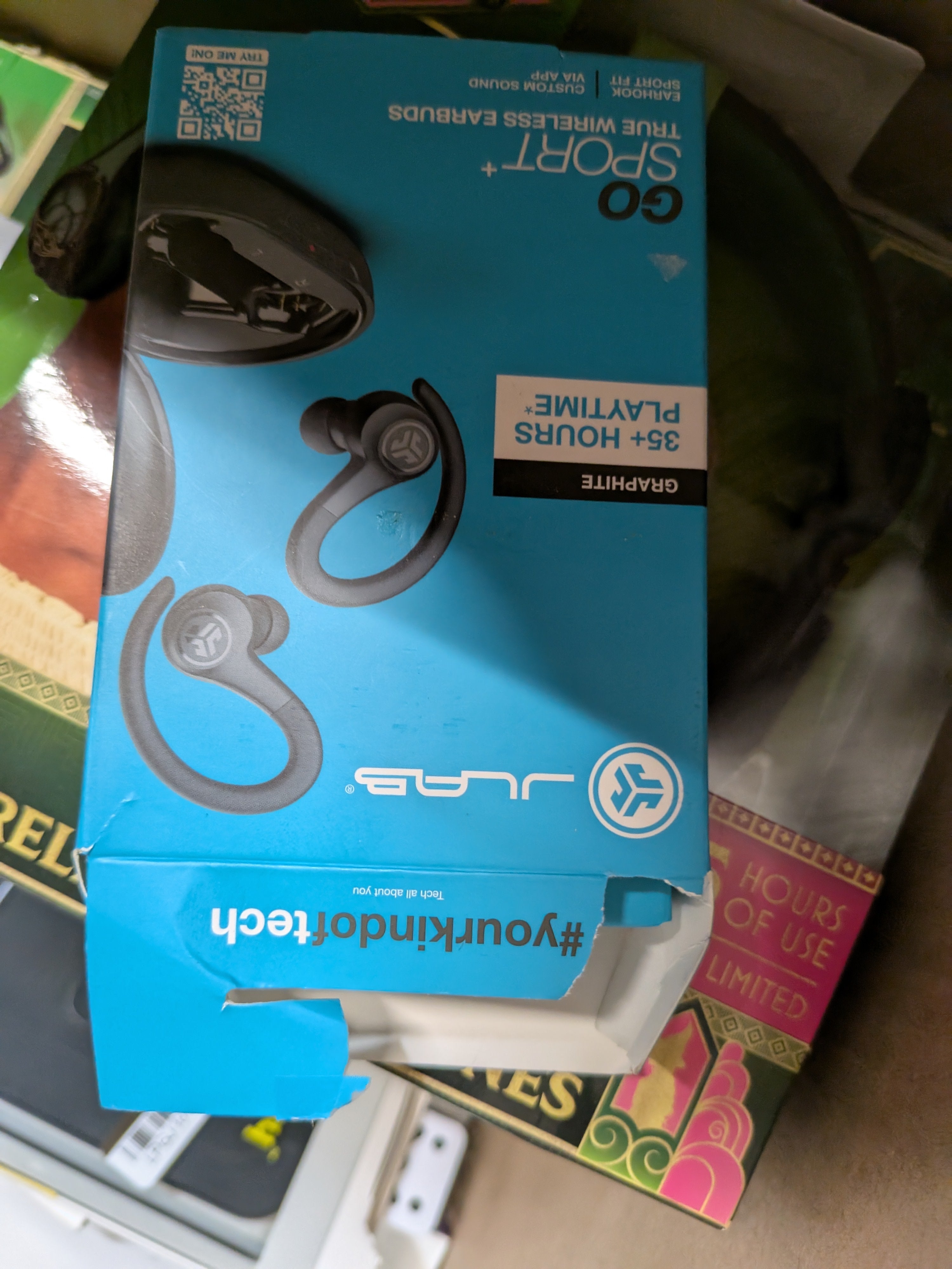 Wholesale Box (electronics & accessories) 100pc minimum E2