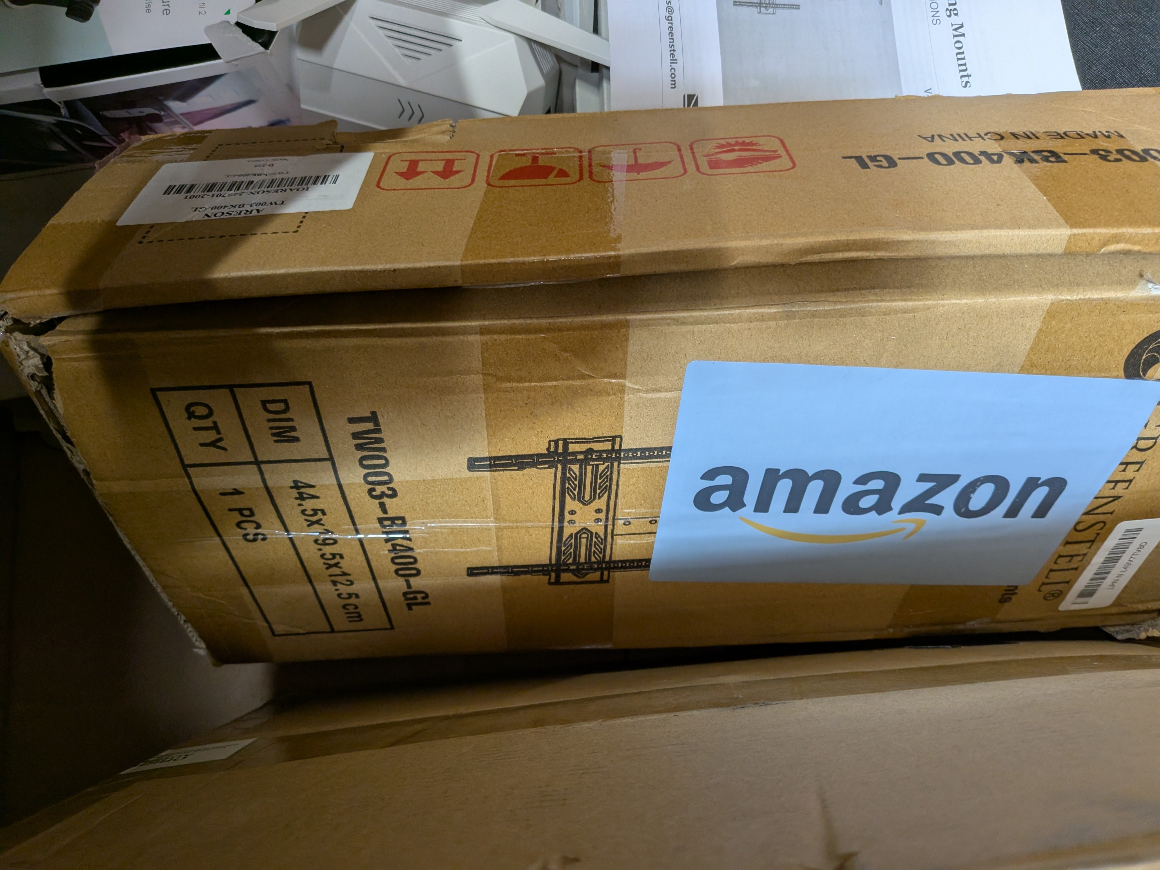 Wholesale Box (electronics & accessories) 100pc minimum E3
