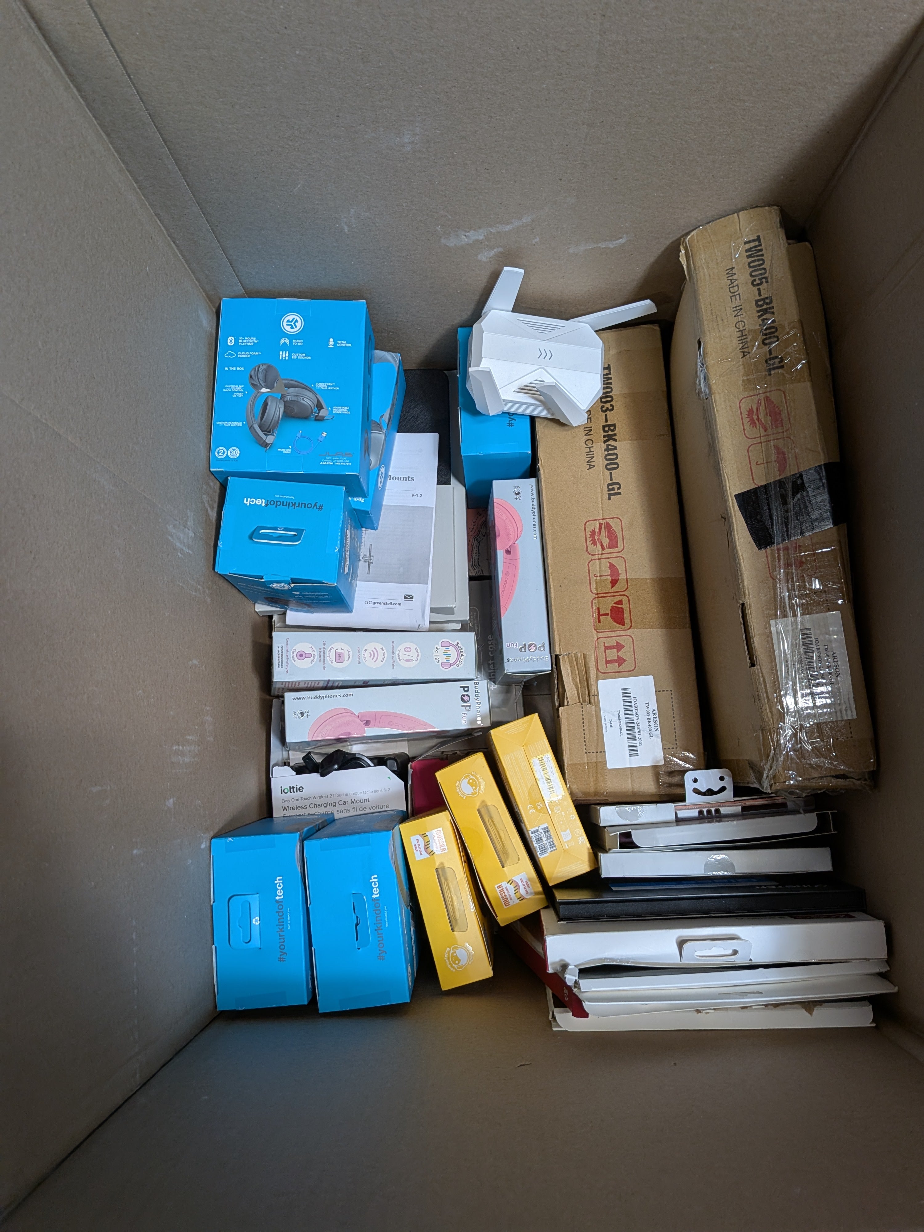 Wholesale Box (electronics & accessories) 100pc minimum E3